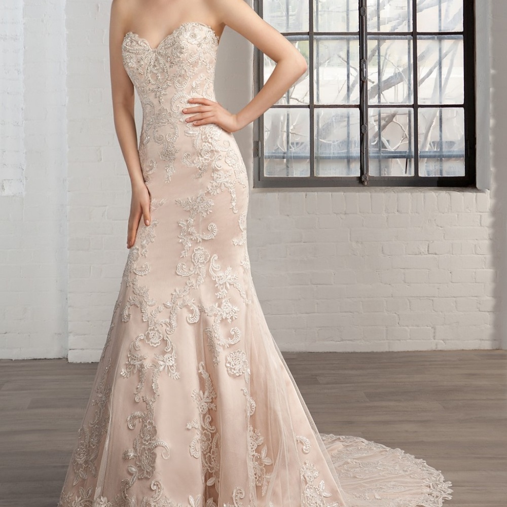 Demetrios Ivory Cosmobella Style 7783